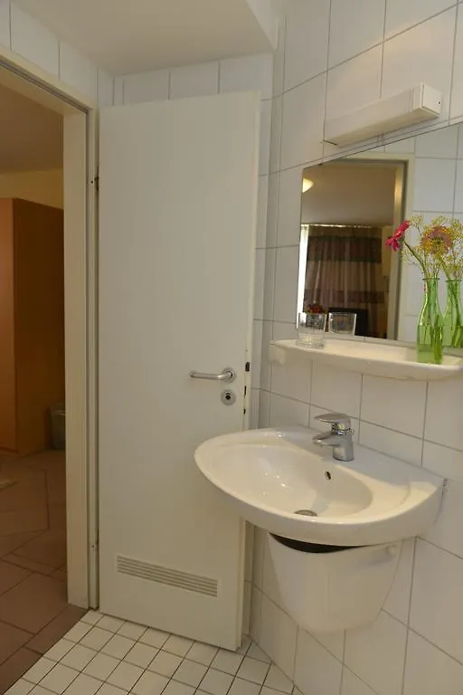 Crown Hotel Frankfurt am Main 2*,  Germany