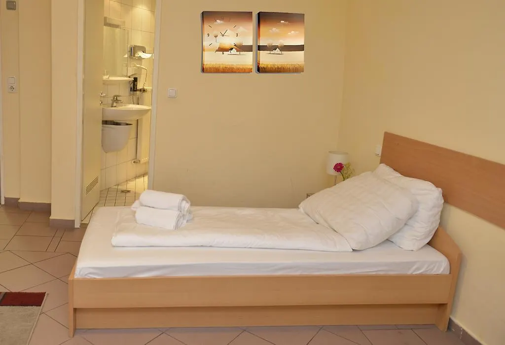 Crown Hotel Frankfurt am Main