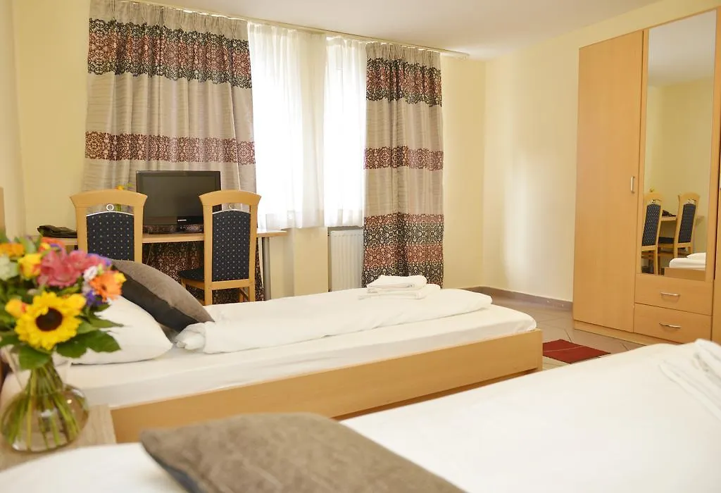 Crown Hotel Frankfurt am Main
